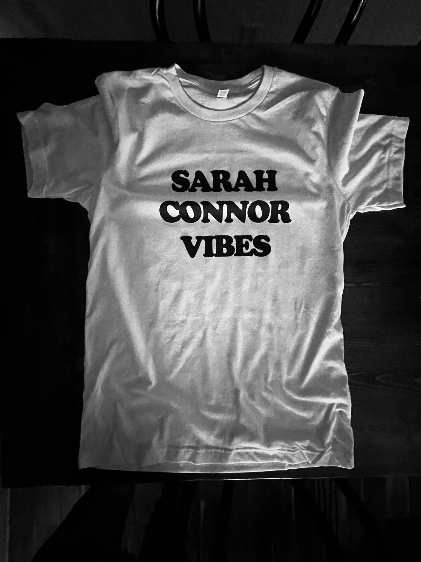 Sarah Connor/Terminator Vibes T Shirt
