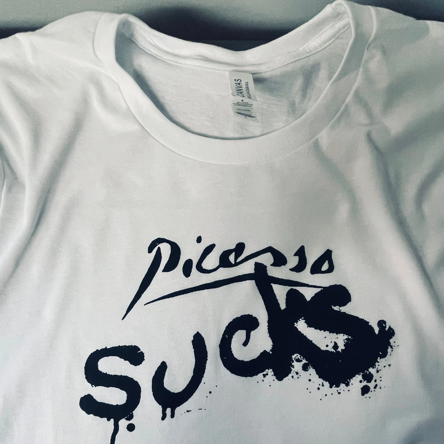 Picasso sucks Vintage Style T shirt